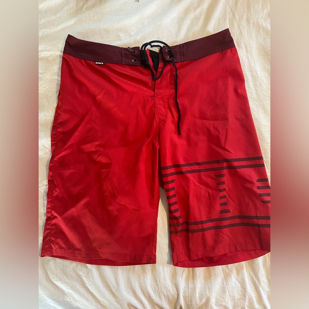 5 for $35! Ion sport board shorts